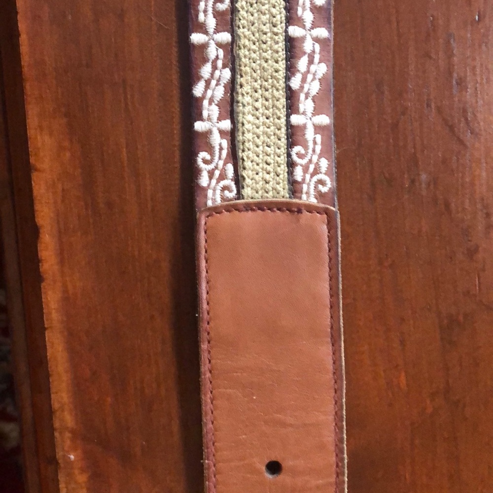 Belt - Picture 4 of 5
